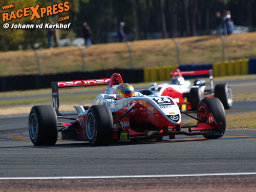 Hulkenberg grijpt eerste kans en pakt F3-titel